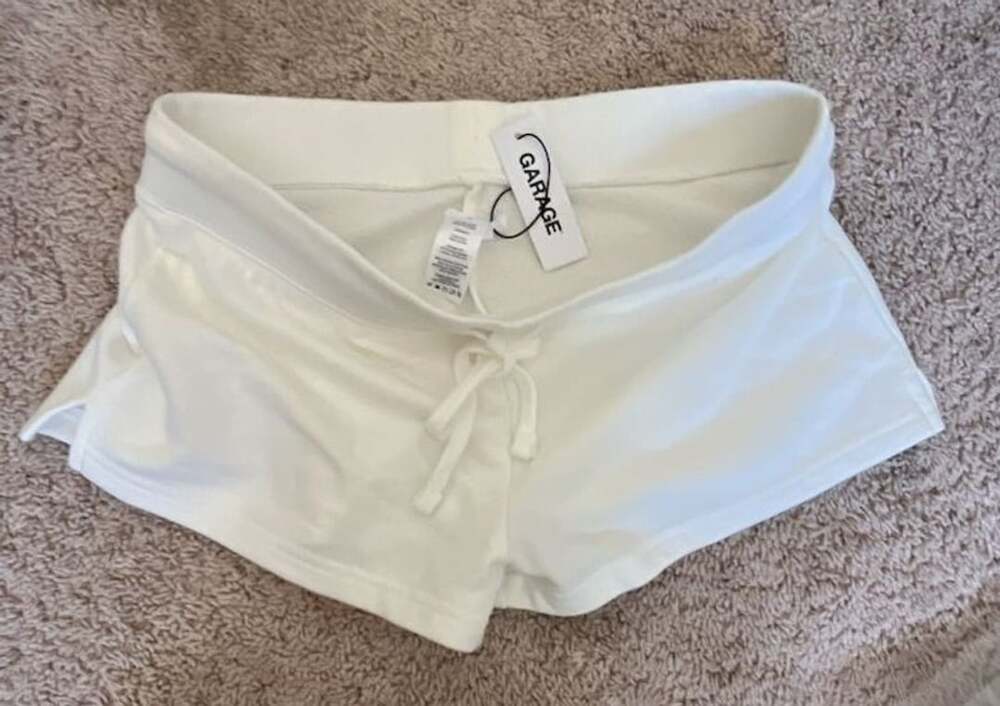 Garage Sweatshorts Size M White Drawstring Lounge